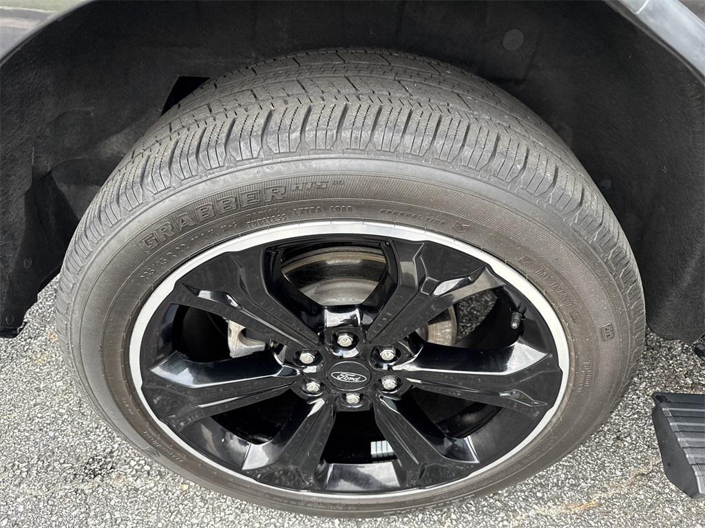 used 2024 Ford Expedition car, priced at $60,750