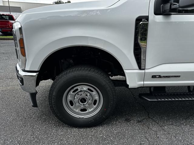 new 2025 Ford F-350 car, priced at $69,520