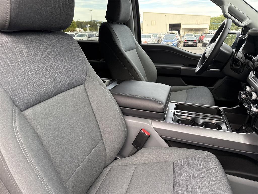 new 2025 Ford F-150 car, priced at $57,595