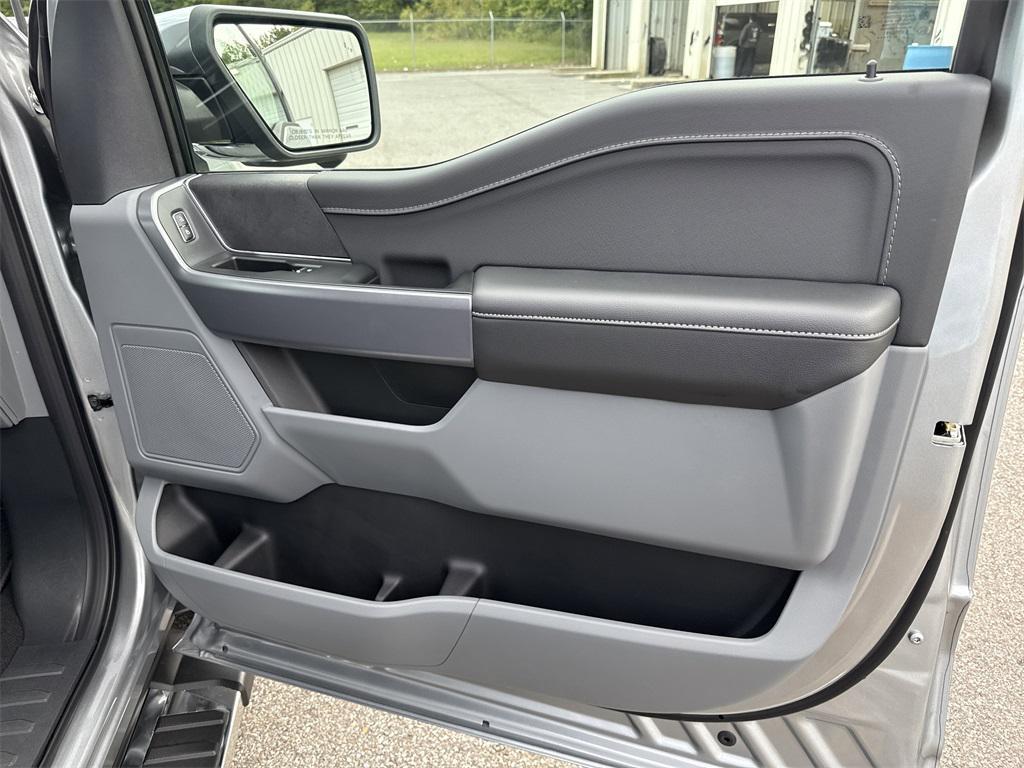new 2025 Ford F-150 car, priced at $57,595