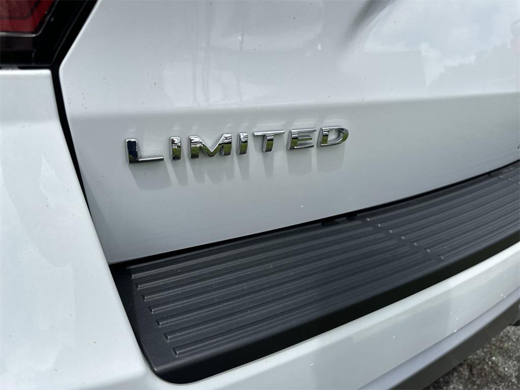 used 2021 Ford Expedition car, priced at $46,728