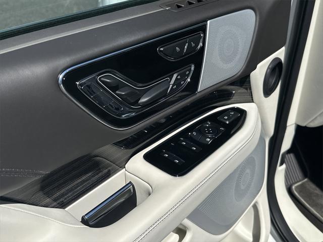 used 2024 Lincoln Navigator car, priced at $97,998