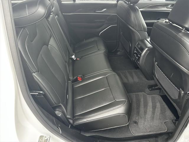 used 2024 Jeep Grand Cherokee car, priced at $40,628