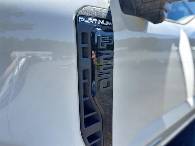 new 2025 Ford F-250 car, priced at $92,030