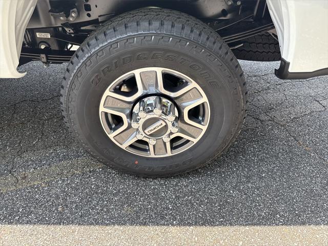 new 2025 Ford F-350 car, priced at $56,960