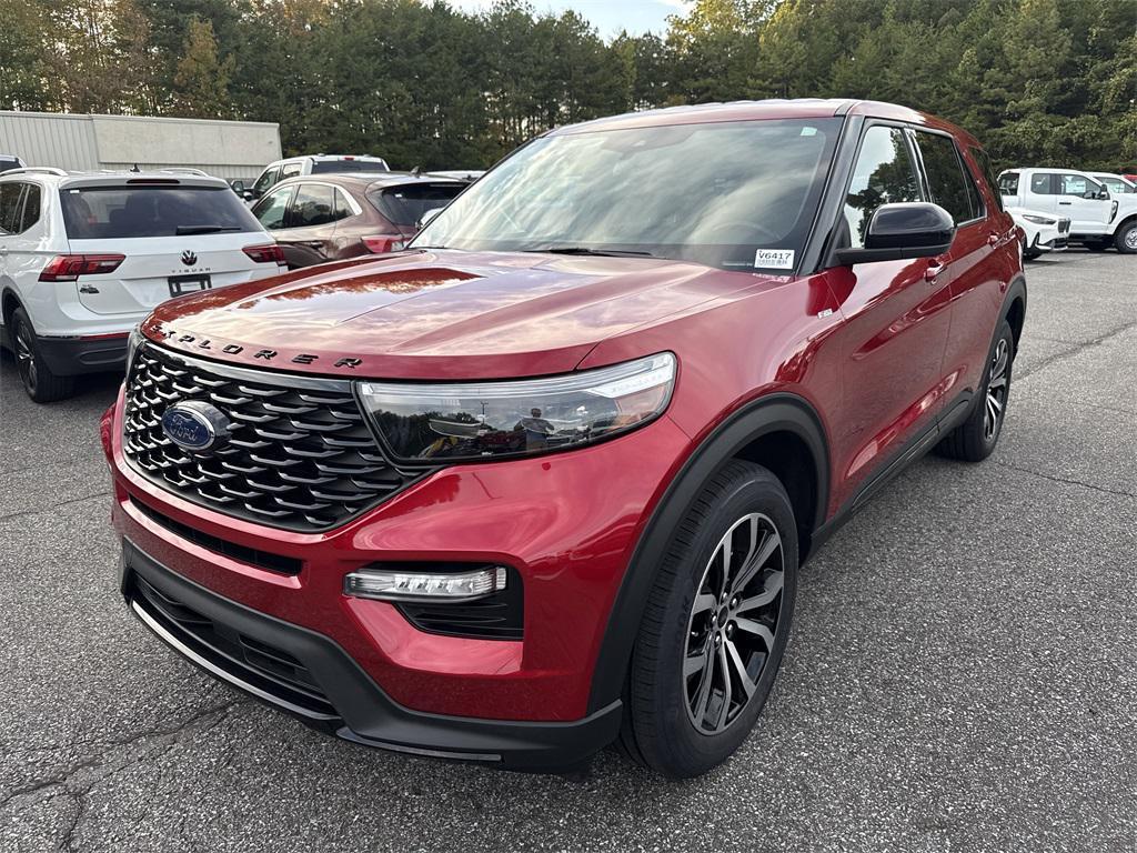 used 2022 Ford Explorer car, priced at $34,400