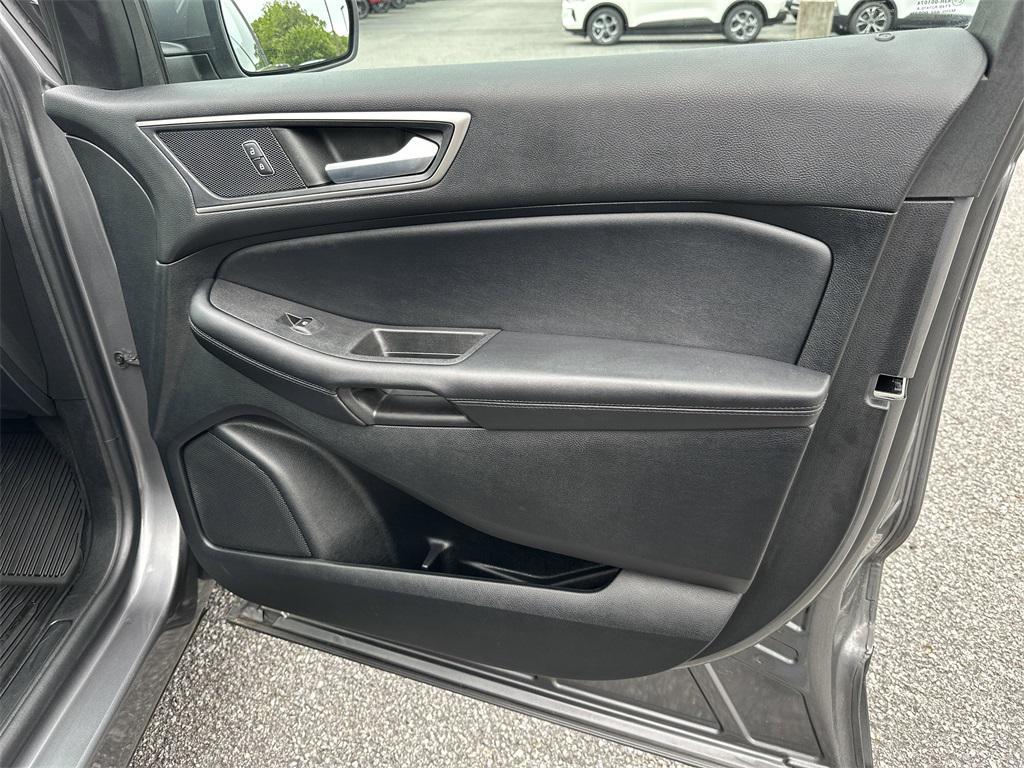 used 2022 Ford Edge car, priced at $27,350