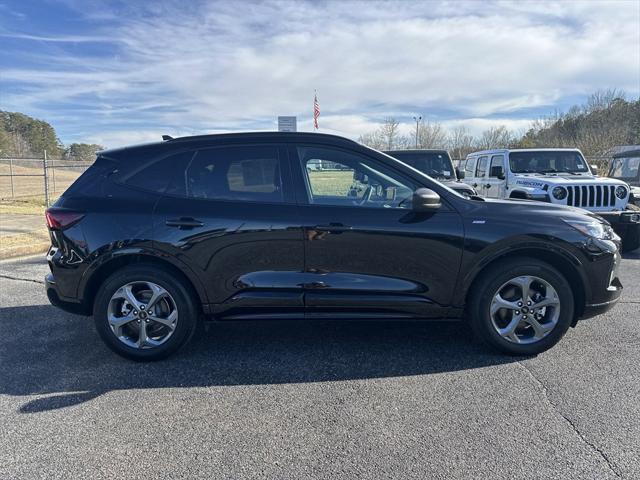 used 2023 Ford Escape car, priced at $26,910