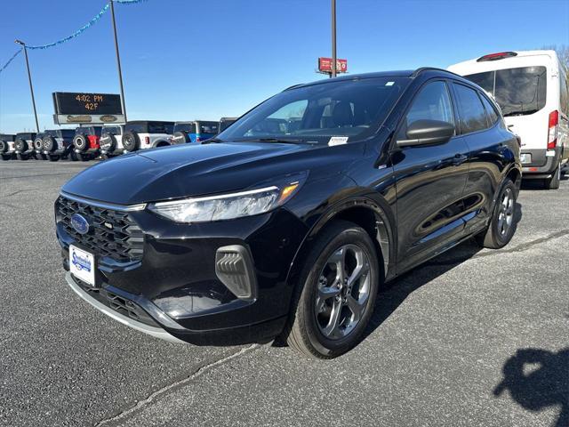 used 2023 Ford Escape car, priced at $26,910