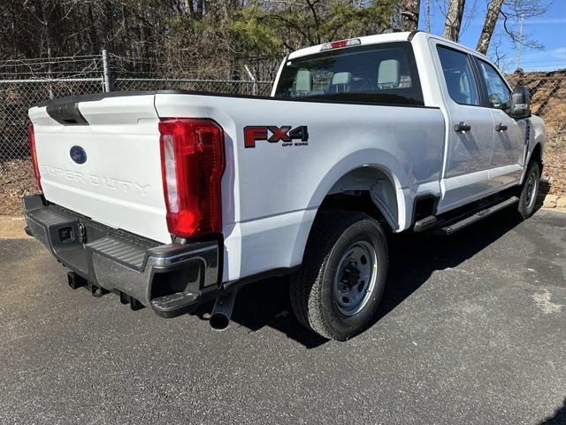 new 2025 Ford F-250 car, priced at $56,860