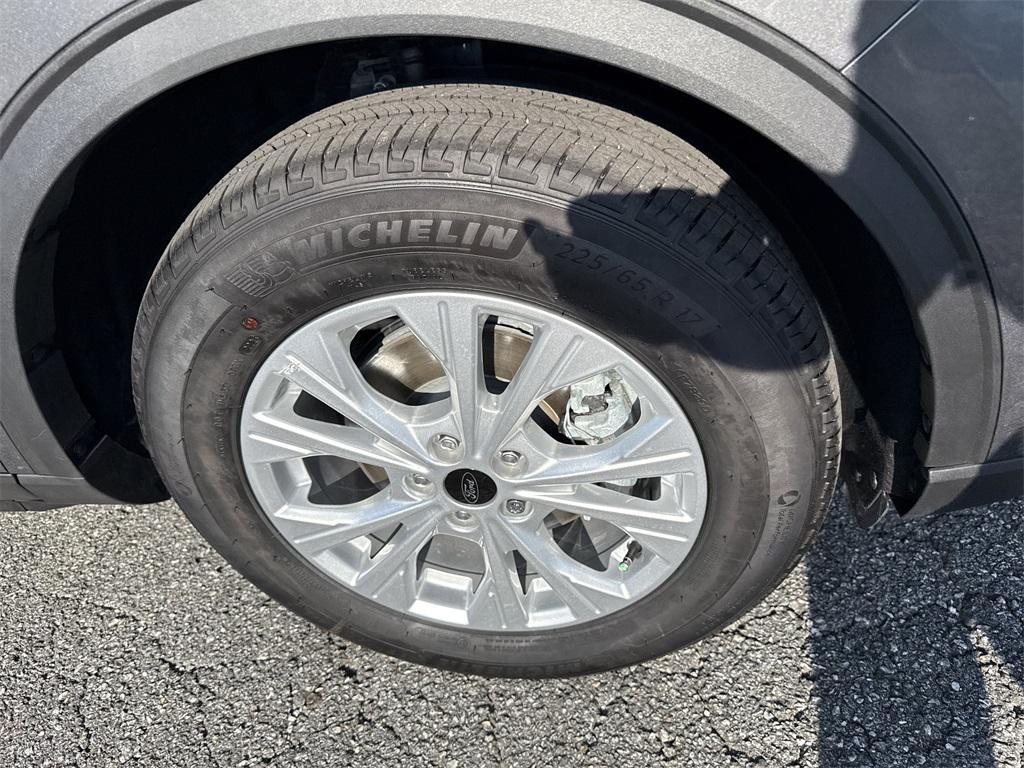 used 2024 Ford Escape car, priced at $24,750