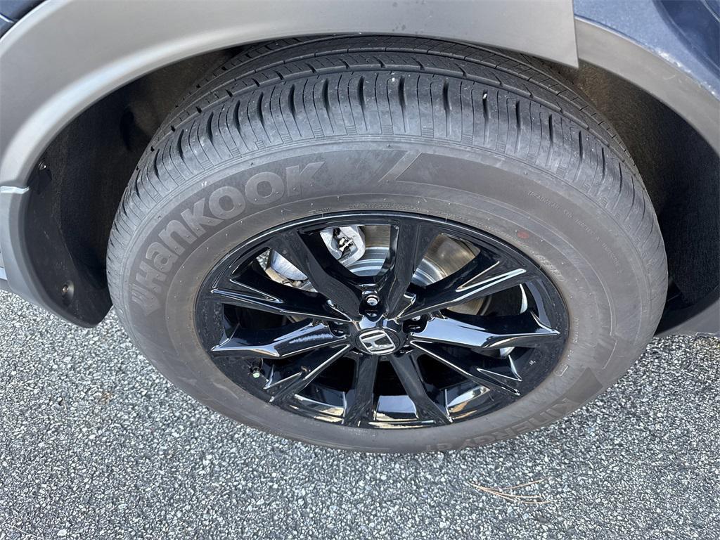 used 2025 Honda CR-V Hybrid car, priced at $35,850