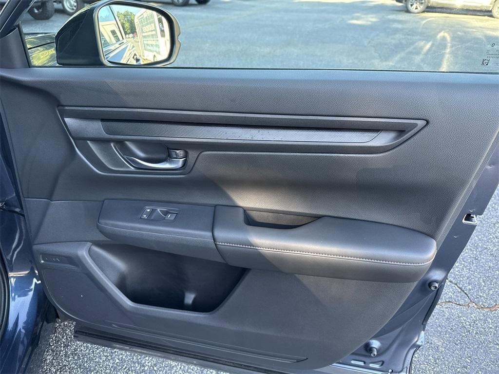 used 2025 Honda CR-V Hybrid car, priced at $35,850
