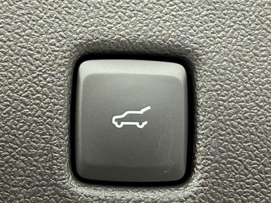 new 2025 Ford Escape PHEV car, priced at $40,095