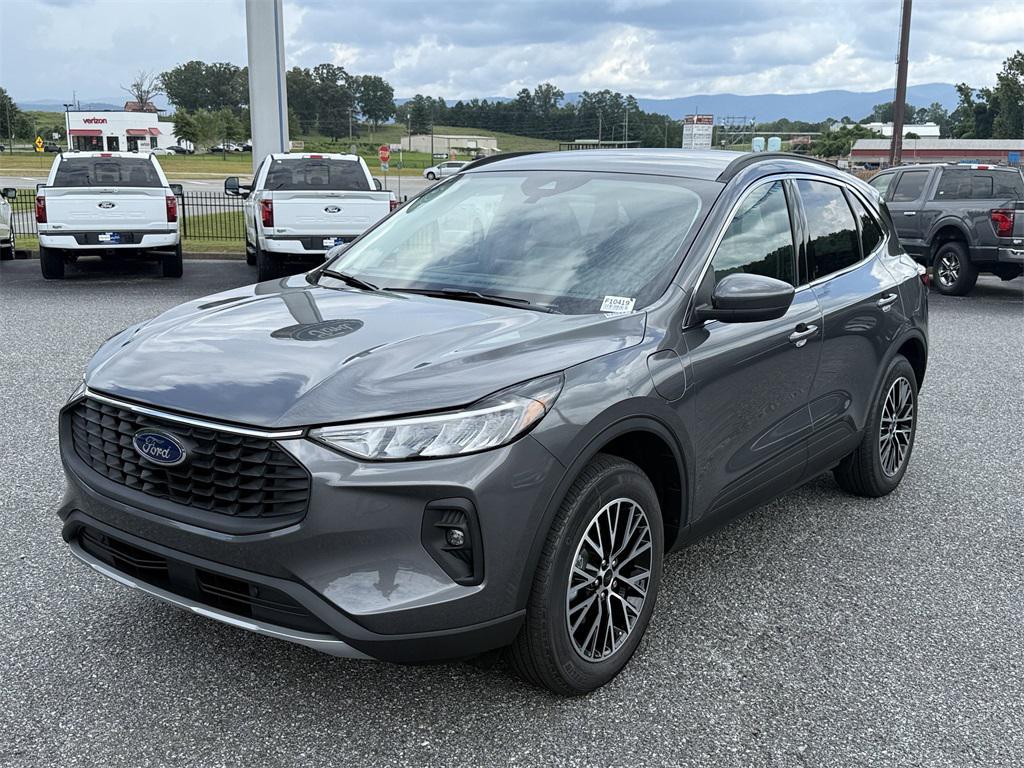 new 2025 Ford Escape PHEV car, priced at $40,095