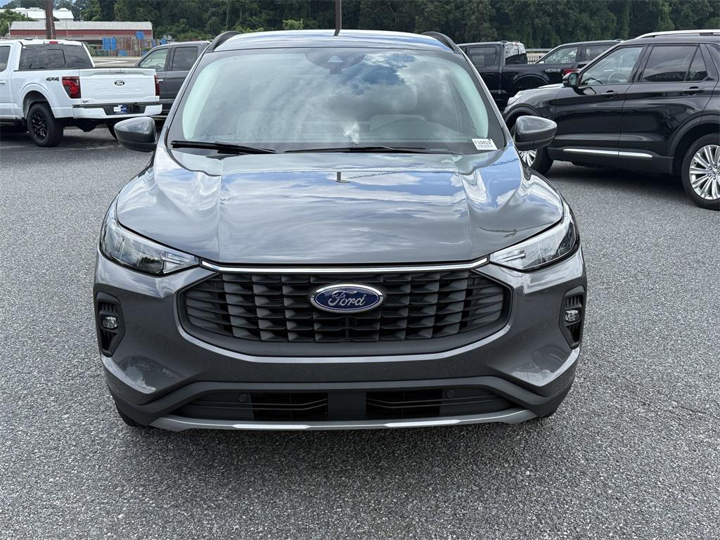 new 2025 Ford Escape PHEV car, priced at $40,095