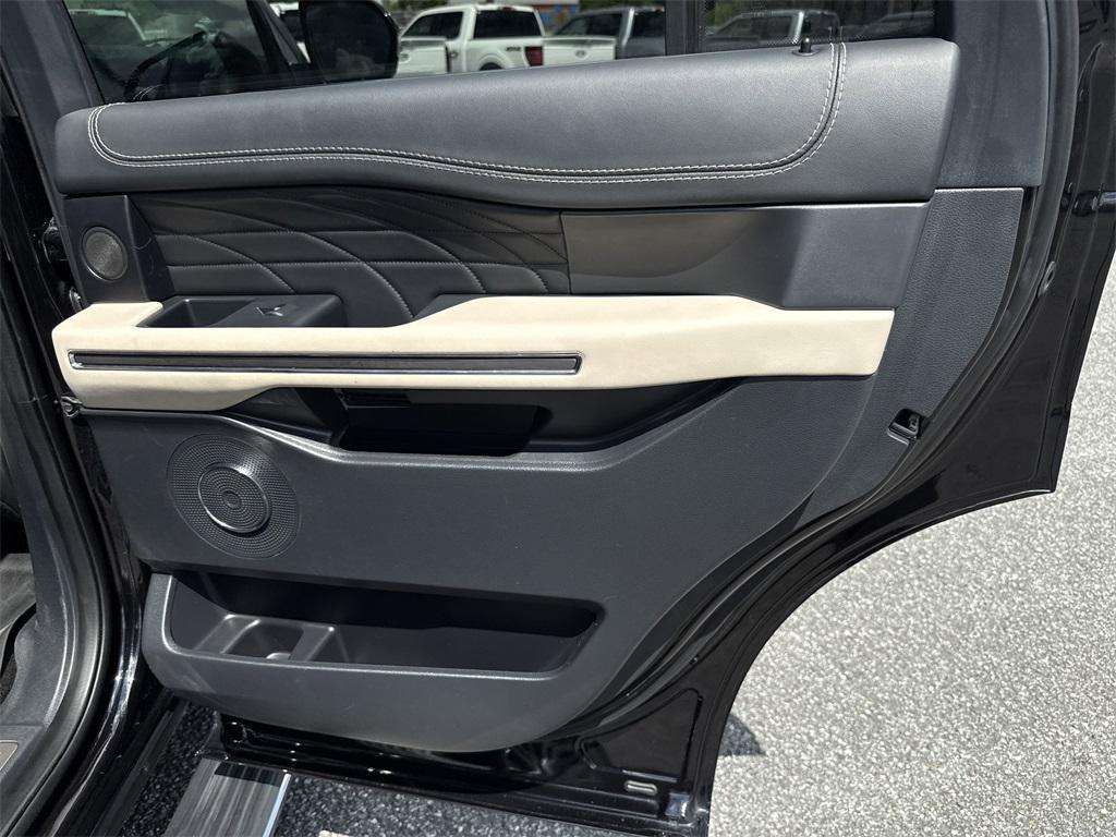 used 2022 Ford Expedition car, priced at $54,528
