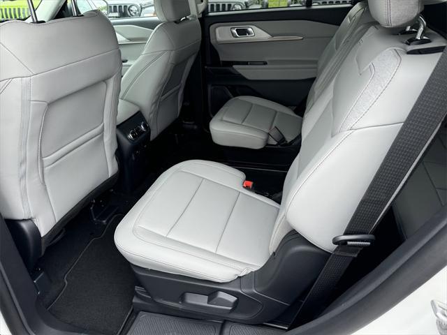 new 2025 Ford Explorer car, priced at $46,000