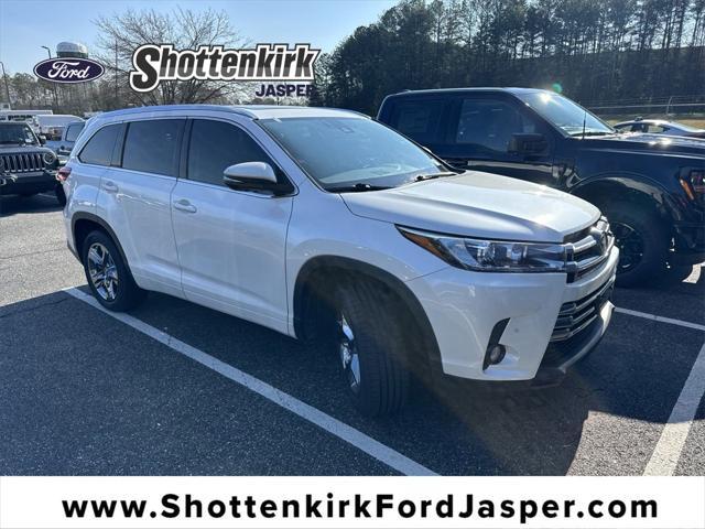 used 2018 Toyota Highlander car, priced at $26,877