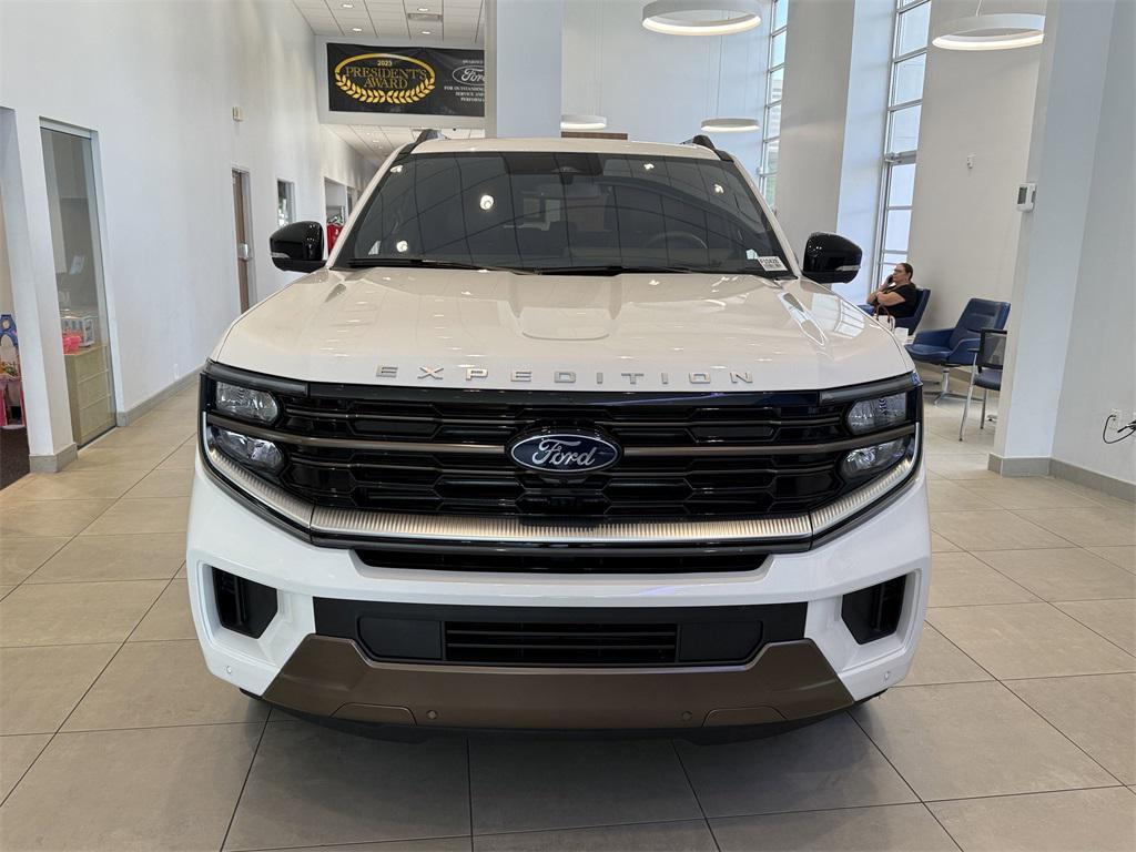 new 2025 Ford Expedition Max car, priced at $91,110