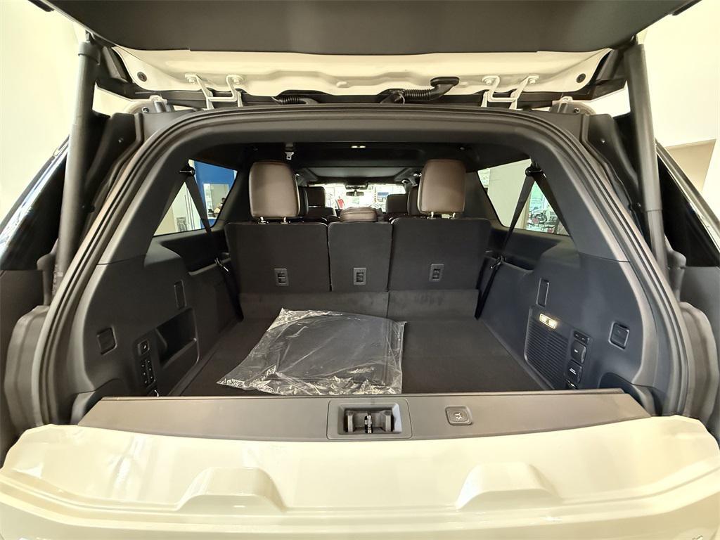 new 2025 Ford Expedition Max car, priced at $91,110
