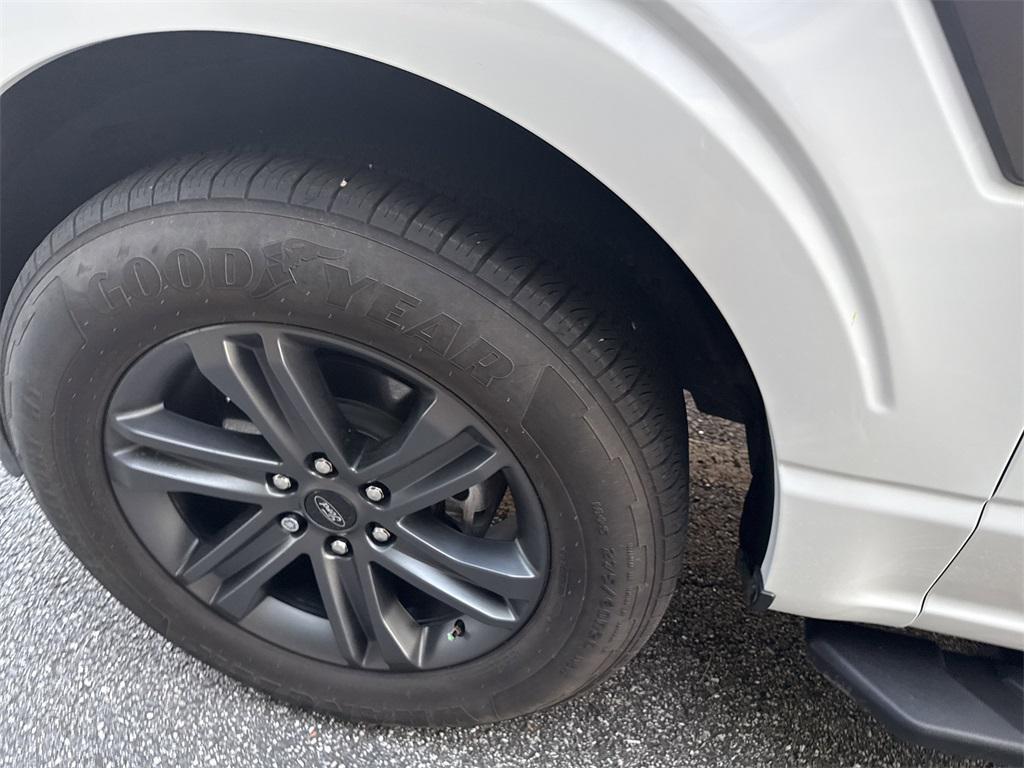 used 2023 Ford F-150 car, priced at $38,998