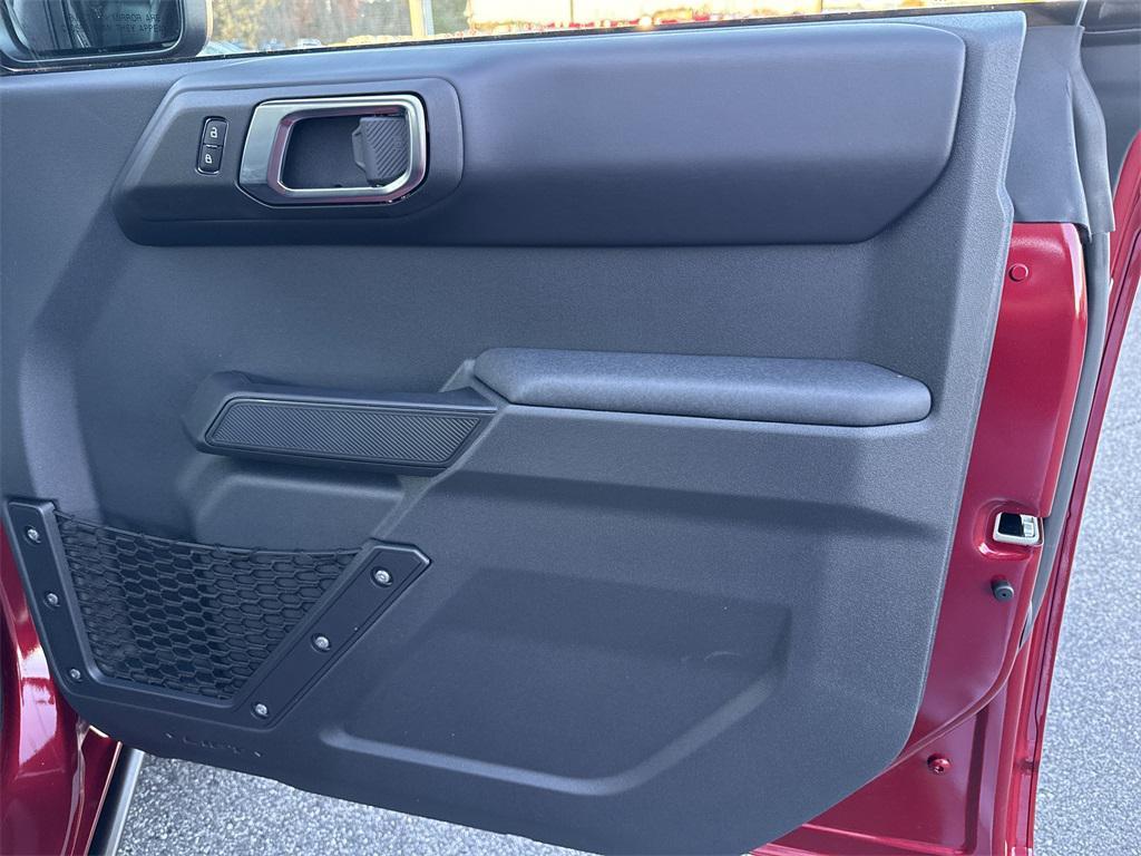 new 2025 Ford Bronco car, priced at $59,085