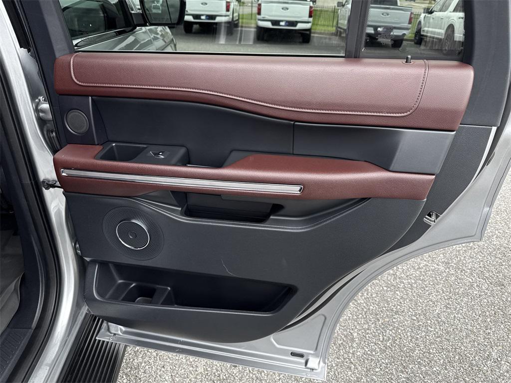 used 2024 Ford Expedition car, priced at $57,750