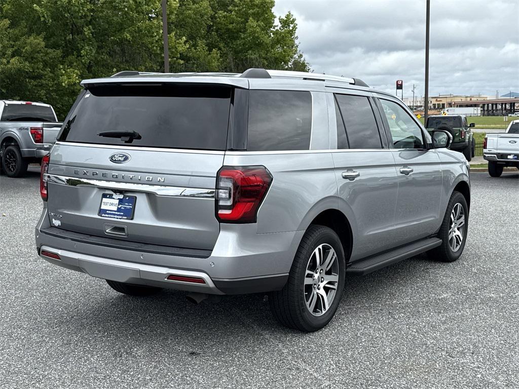 used 2024 Ford Expedition car, priced at $57,750