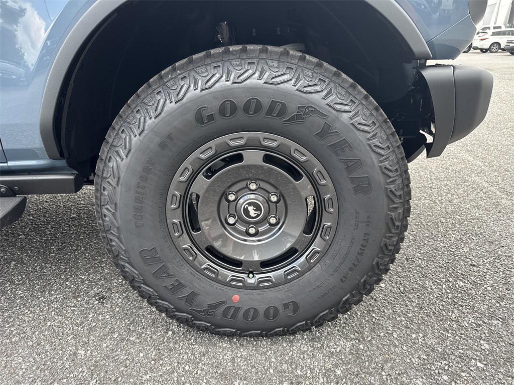 new 2025 Ford Bronco car, priced at $61,420