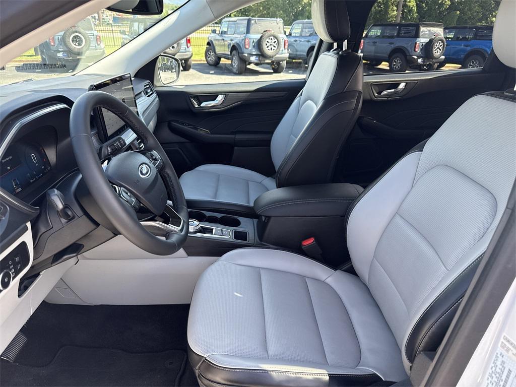 used 2023 Ford Escape car, priced at $27,897