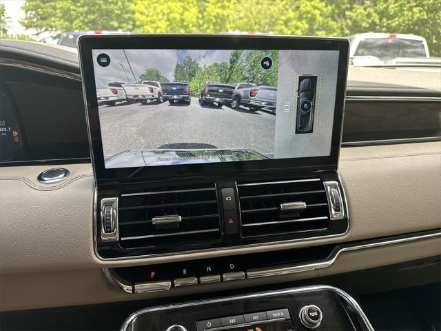 used 2022 Lincoln Navigator car, priced at $54,559