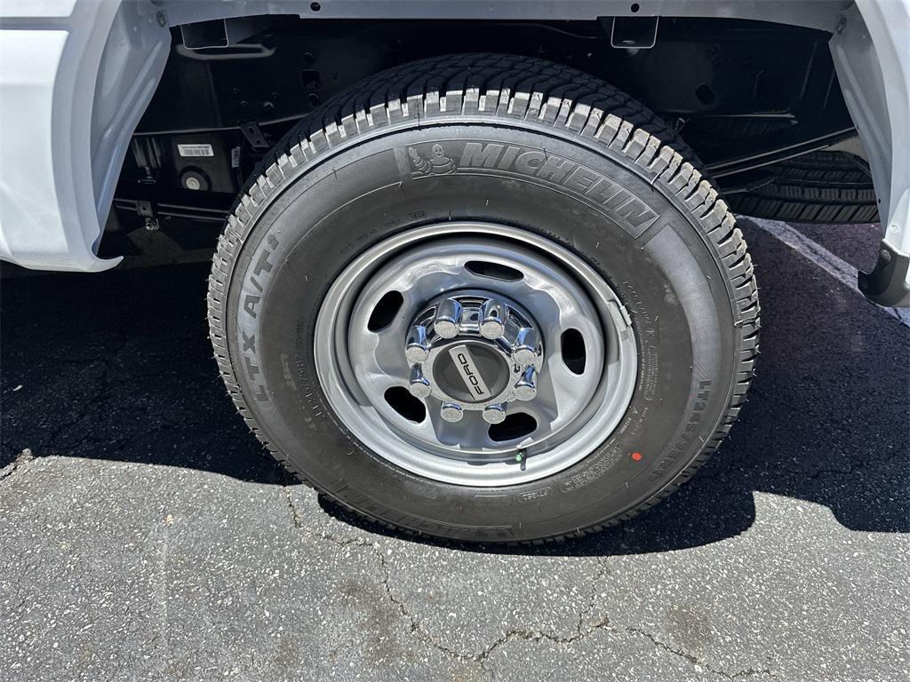 new 2025 Ford F-250 car, priced at $50,750