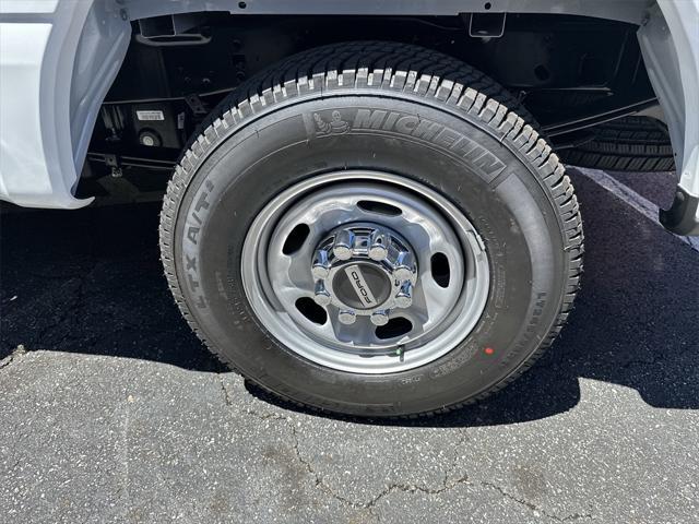 new 2025 Ford F-250 car, priced at $56,250