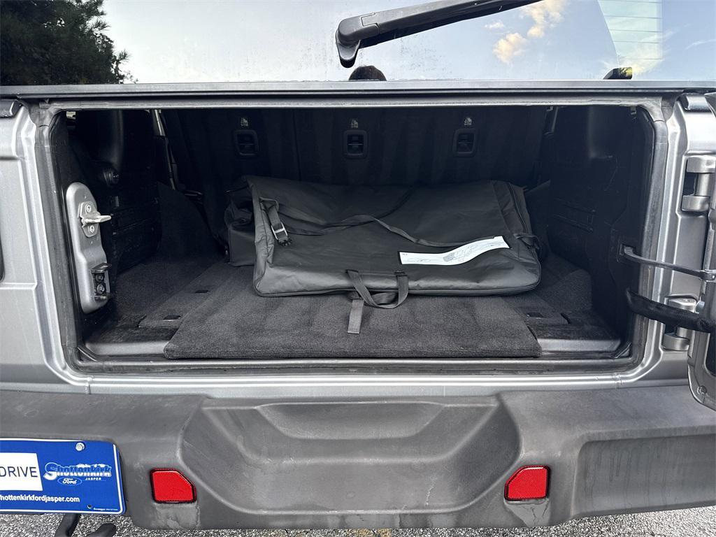 used 2021 Jeep Wrangler Unlimited car, priced at $27,879