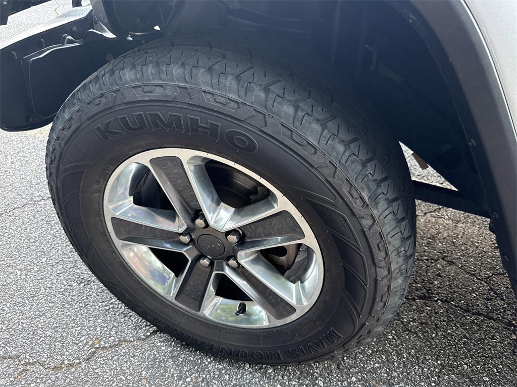 used 2021 Jeep Wrangler Unlimited car, priced at $27,879