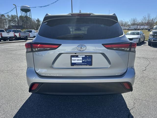 used 2021 Toyota Highlander car, priced at $27,988