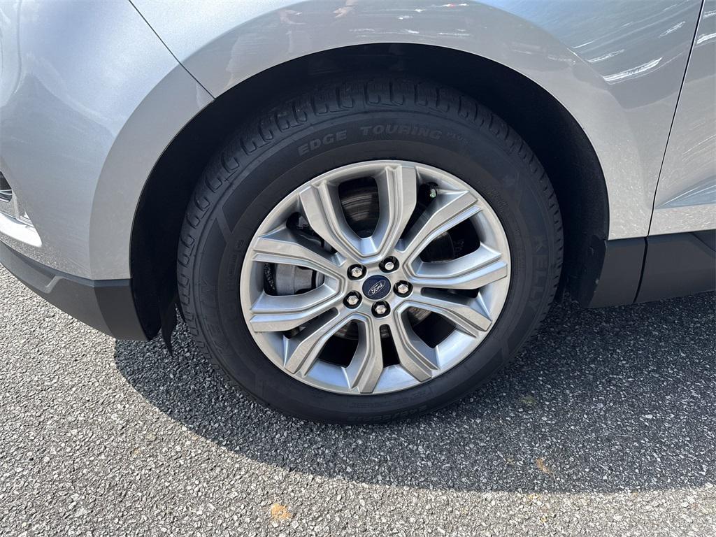 used 2022 Ford Edge car, priced at $27,750