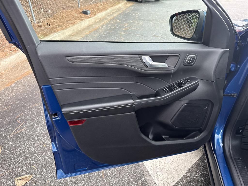used 2023 Ford Escape car, priced at $26,750