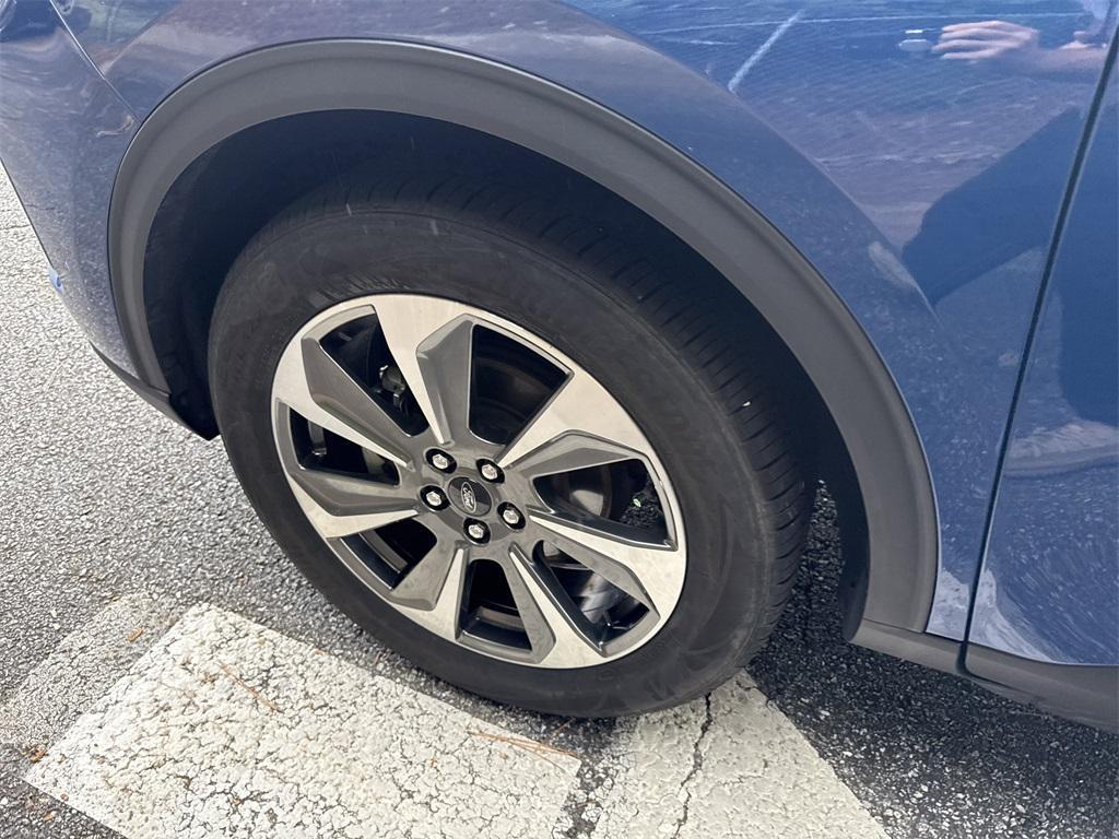 used 2023 Ford Escape car, priced at $26,750