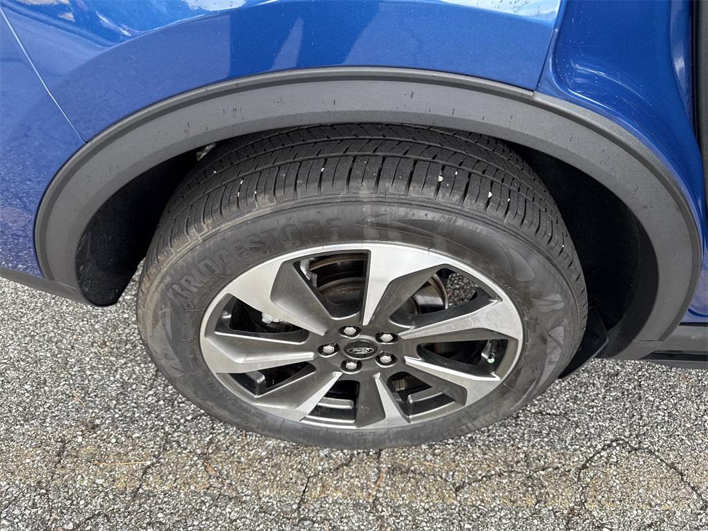 used 2023 Ford Escape car, priced at $26,750