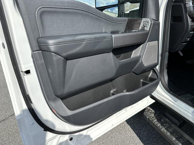 new 2025 Ford F-250 car, priced at $90,490