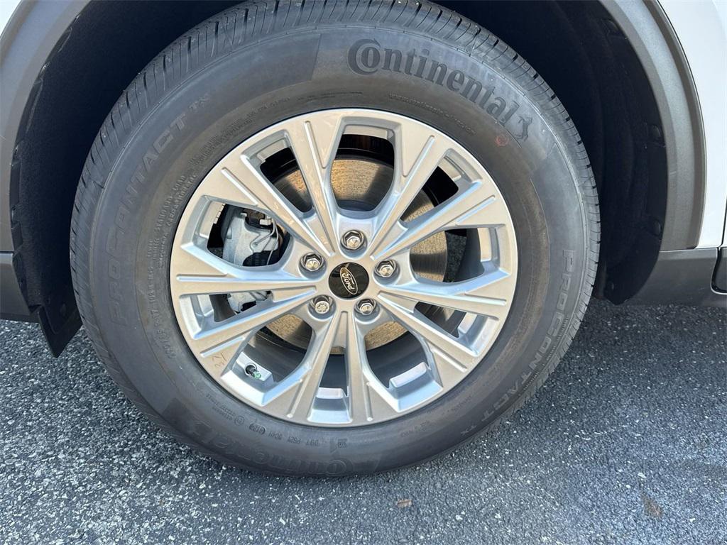 new 2025 Ford Escape car, priced at $28,875