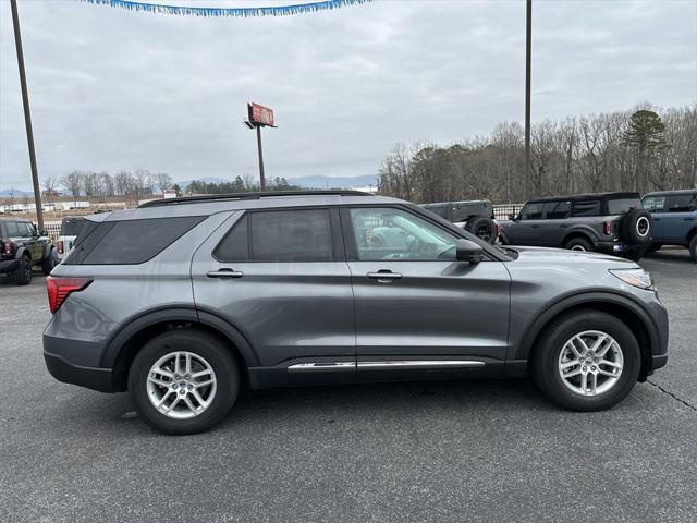 new 2025 Ford Explorer car, priced at $40,910