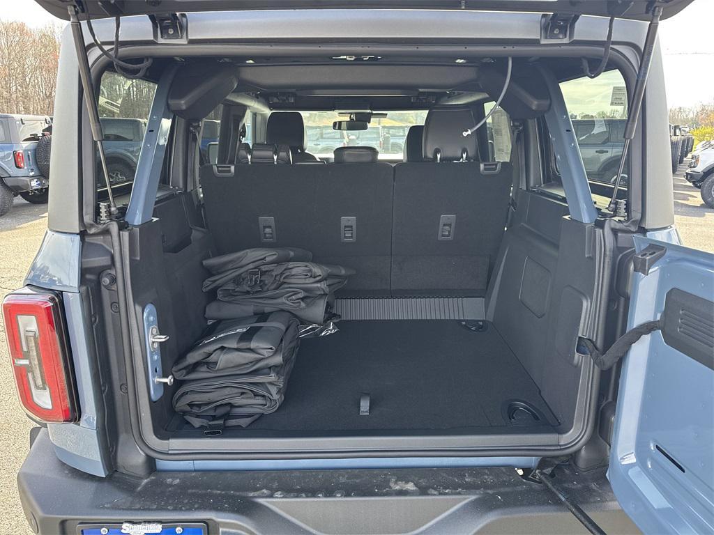 new 2025 Ford Bronco car, priced at $60,040
