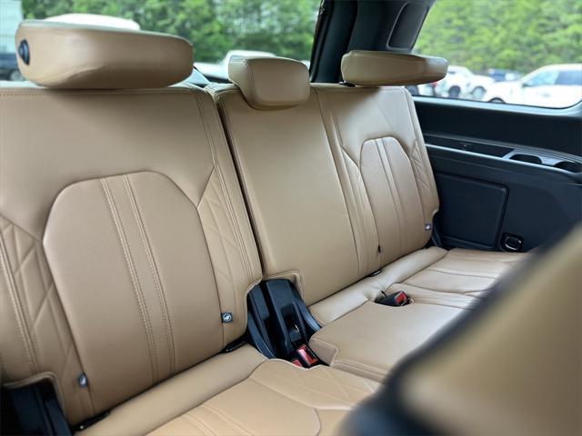 used 2023 Ford Expedition car, priced at $62,928