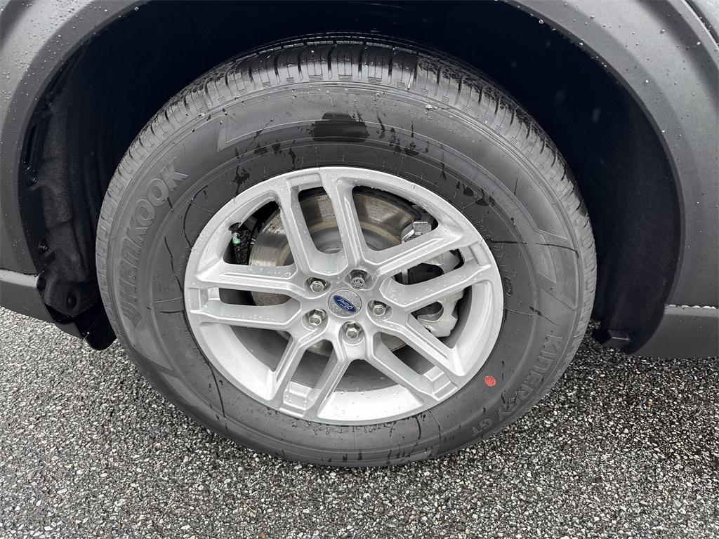 new 2026 Ford Explorer car, priced at $42,825