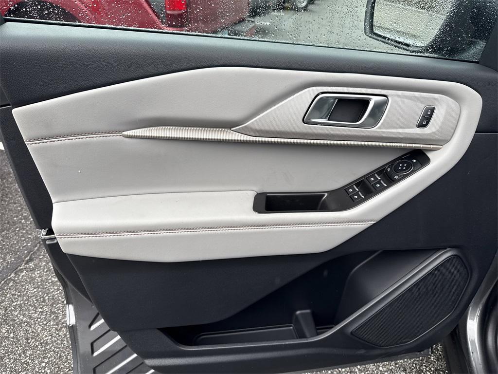 new 2026 Ford Explorer car, priced at $42,825
