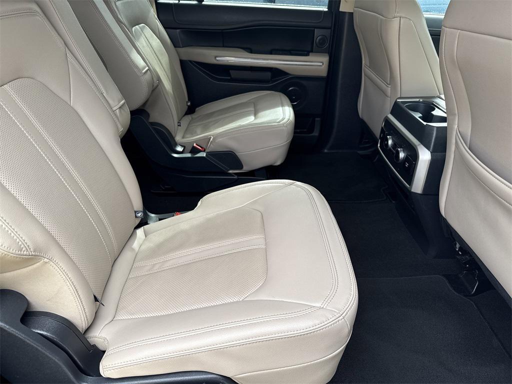 used 2024 Ford Expedition car, priced at $54,450