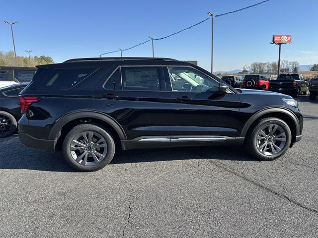 new 2025 Ford Explorer car, priced at $46,900